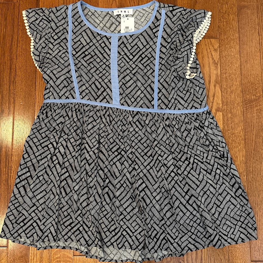 NWT THML Black and White top | Size M